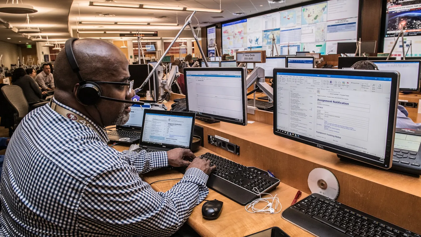 SwiftRoute control room monitoring live shipment movement